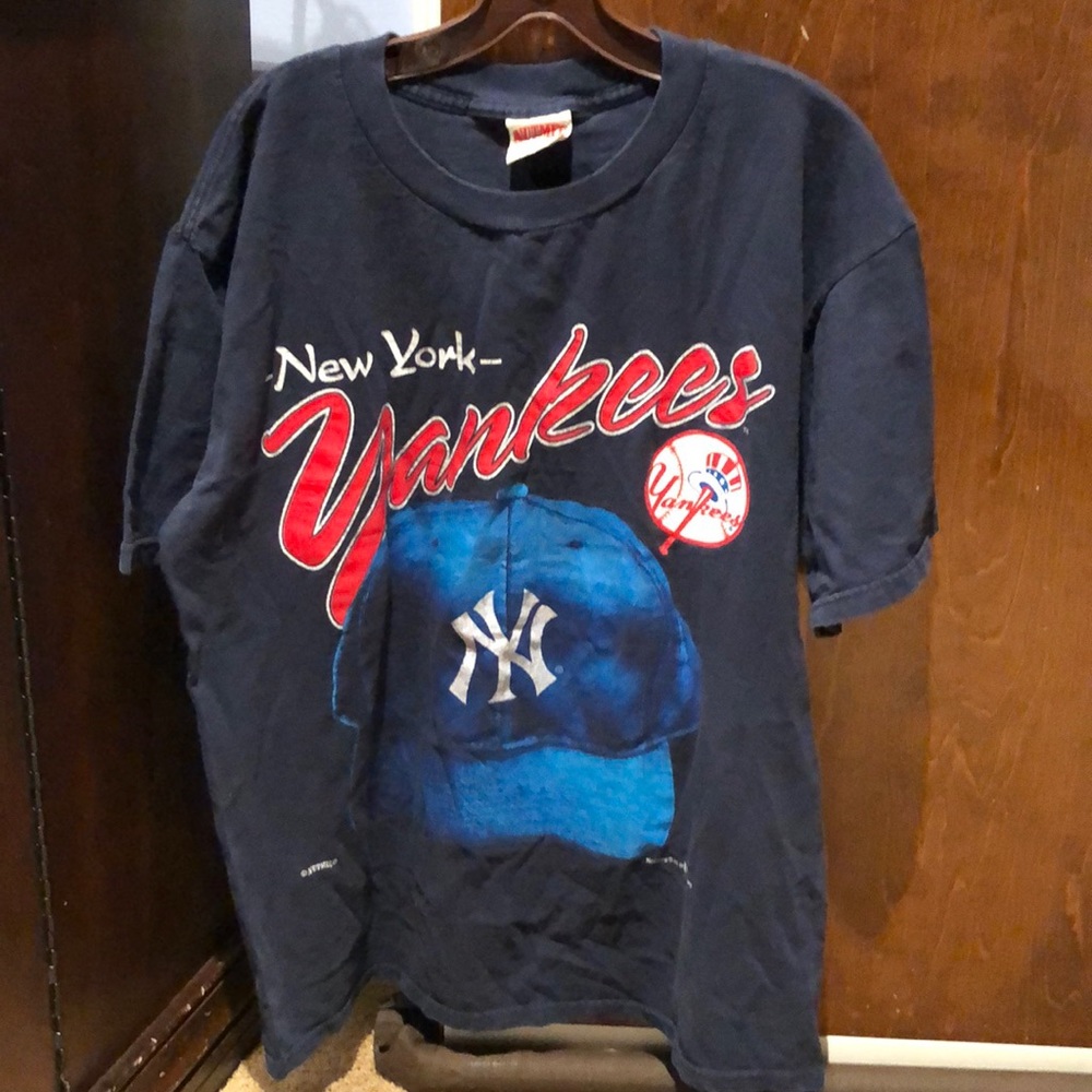 Yankees t-shirt